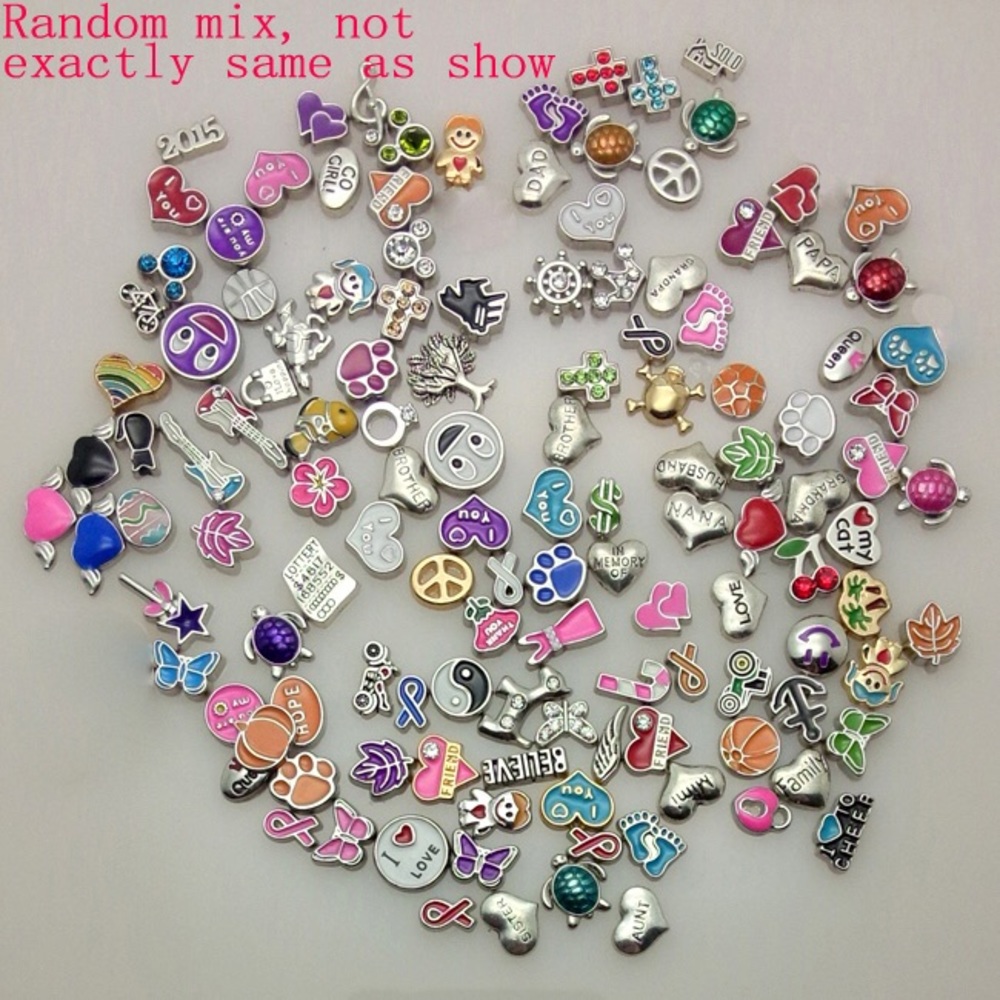 5 random pieces for floating locket